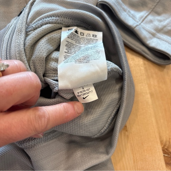 NIKE ELITE Dri-Fit Embroidered UCONN Huskies Gray Track Jacket Pants Women Sz S - Picture 6 of 16